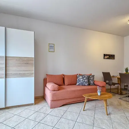 Apartment Picco Pula